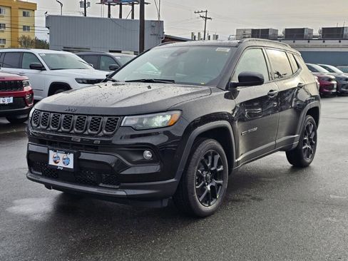 New 2026 Jeep Compass Latitude image 4