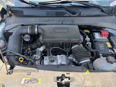 Used 2025 Jeep Compass Trailhawk AWD/4WD image 32