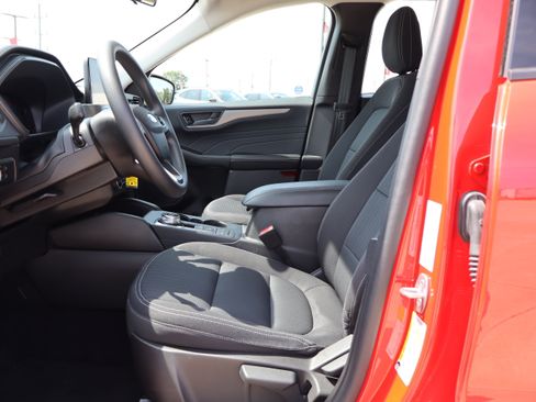 Used 2024 Ford Escape FWD image 10