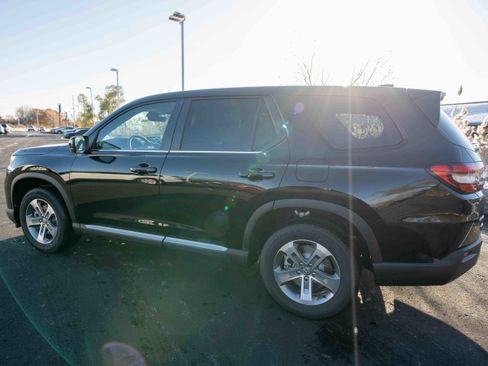 New 2025 Honda Pilot EX-L image 4
