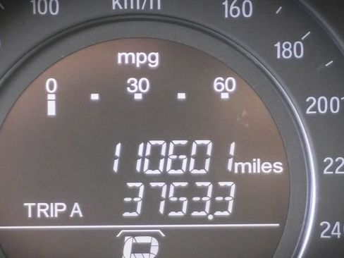 Used 2017 Honda Accord LX image 9