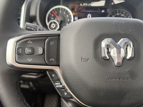 New 2026 RAM 1500 4x4 Crew Cab image 25
