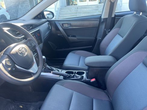 Used 2018 Toyota Corolla L image 11