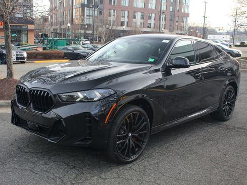 New 2026 BMW X6 xDrive40i w/ Executive Package image 3