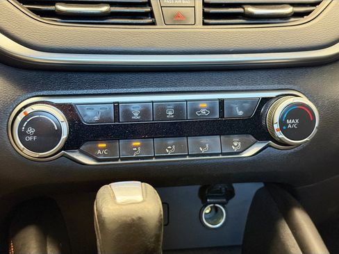 Used 2022 Nissan Altima 2.5 SR w/ Midnight Edition Package image 10