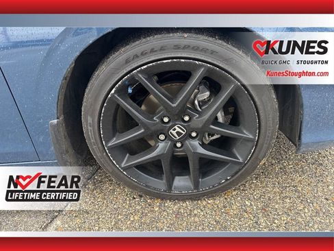 Used 2025 Honda Civic Sport image 14