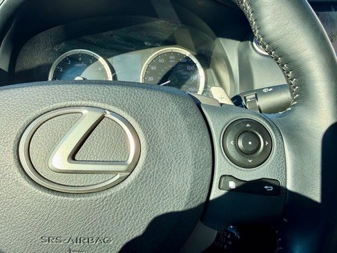 Used 2015 Lexus IS 350 AWD w/ Luxury Package image 29