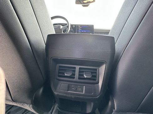 Used 2025 Chevrolet Colorado ZR2 w/ Technology Package image 20