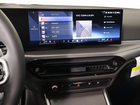 New 2026 BMW 330i xDrive Sedan w/ M Sport Package image 5