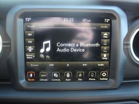 Used 2022 Jeep Gladiator Overland w/ Popular Equipment Package image 19