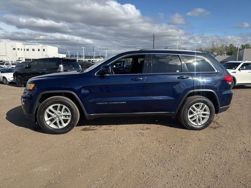 Used 2017 Jeep Grand Cherokee Laredo w/ Quick Order Package 23E image 2