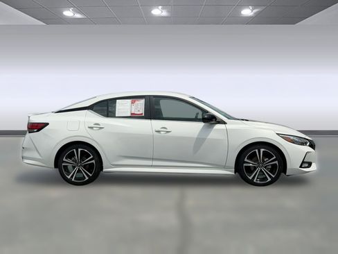 Used 2023 Nissan Sentra SR w/ Trunk Package FWD image 8