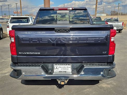 Used 2022 Chevrolet Silverado 1500 LT w/ Safety Package image 6