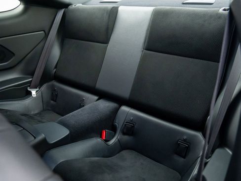 Used 2023 Toyota GR86 Premium w/ ALL Weather Mat Package (TMS) image 16