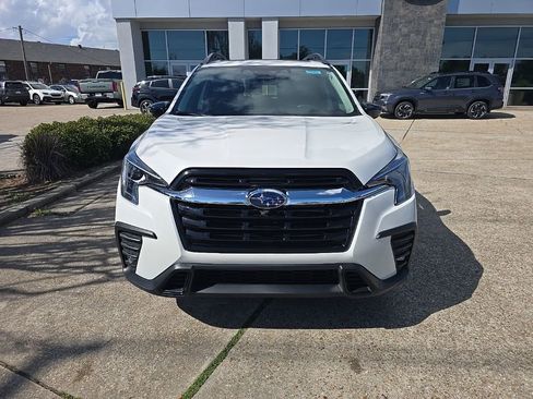 Certified 2025 Subaru Ascent Limited w/ Popular Package #2 AWD/4WD image 13