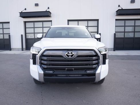 Used 2025 Toyota Tundra Limited AWD/4WD image 2