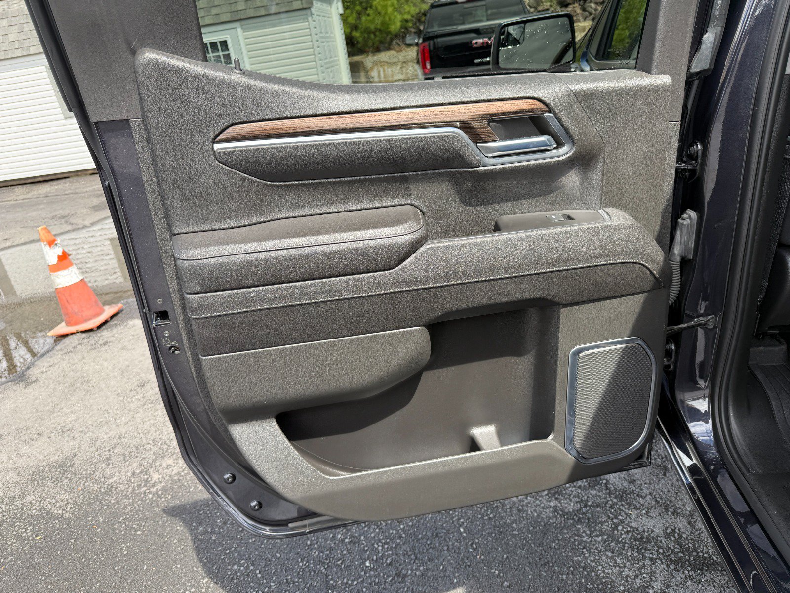 Certified 2023 Chevrolet Silverado 1500 RST AWD/4WD image 17