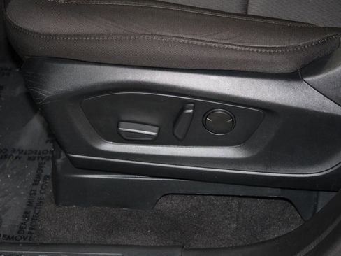 Used 2023 Ford Explorer XLT image 19