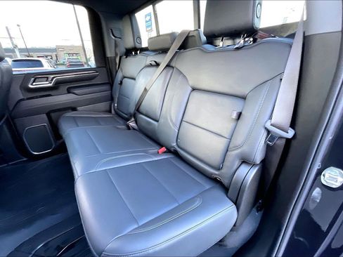 Used 2024 Chevrolet Silverado 3500 LTZ w/ LTZ Convenience Package image 26