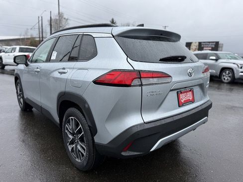 New 2026 Toyota Corolla Cross XLE image 6