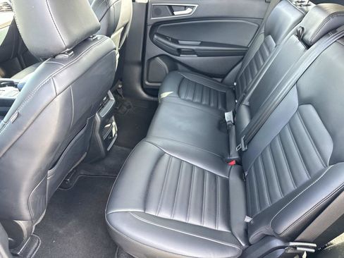 Certified 2024 Ford Edge SEL image 12