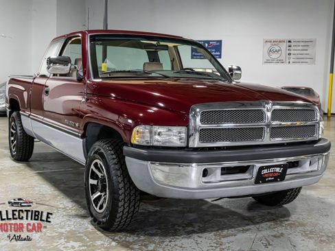 Used 1996 Dodge Ram 2500 Truck 2WD Club Cab image 9