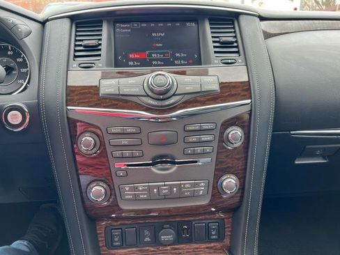 Used 2020 Nissan Armada SL w/ Premium Package image 14