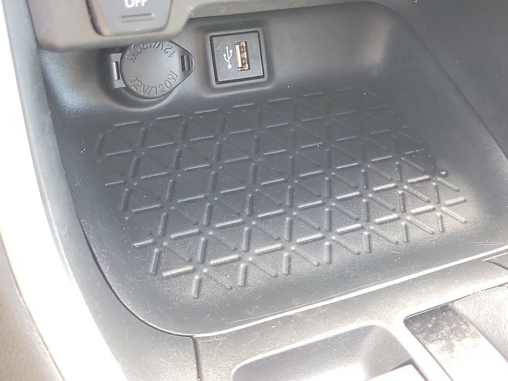 Certified 2024 Toyota RAV4 XLE w/ Convenience Package FWD image 17
