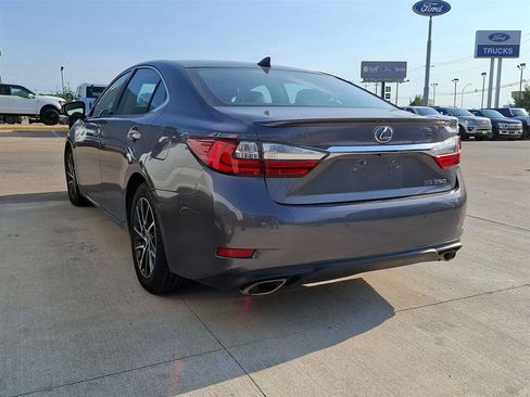 Used 2017 Lexus ES 350 w/ Luxury Package FWD image 11