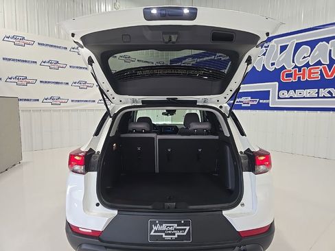 New 2026 Chevrolet TrailBlazer LS w/ LS Convenience Package FWD image 23