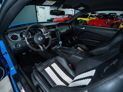 Used 2012 Ford Mustang Shelby GT500 w/ SVT Performance Pkg image 19