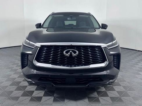 Certified 2025 INFINITI QX60 Luxe FWD image 2