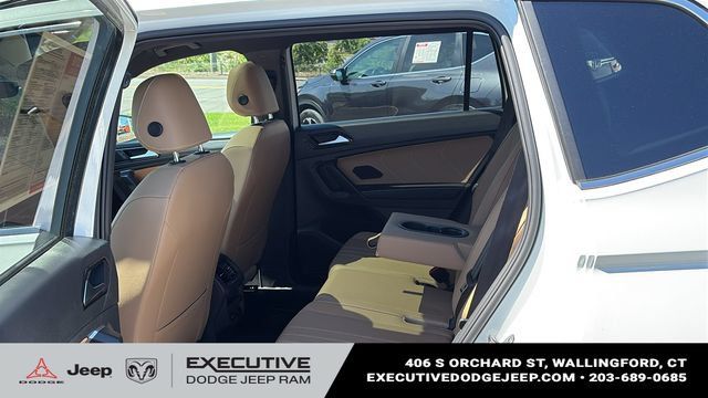 Used 2023 Volkswagen Tiguan SE AWD/4WD image 22