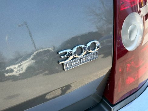 Used 2009 Chrysler 300 Limited w/ Protection Group image 13