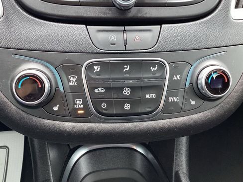 Used 2024 Chevrolet Malibu LT image 23