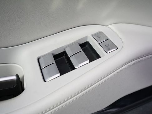New 2026 Lincoln Navigator L Reserve AWD/4WD image 24