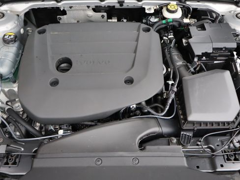 Used 2025 Volvo XC40 B5 Core AWD/4WD image 41