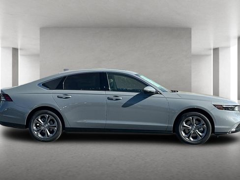 New 2026 Honda Accord EX-L image 3
