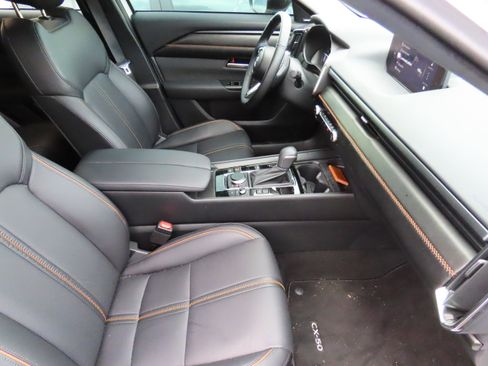 Used 2025 MAZDA CX-50 2.5 Hybrid w/ Weather Package image 10