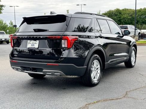 New 2026 Ford Explorer Active w/ Active Comfort Package RWD image 4