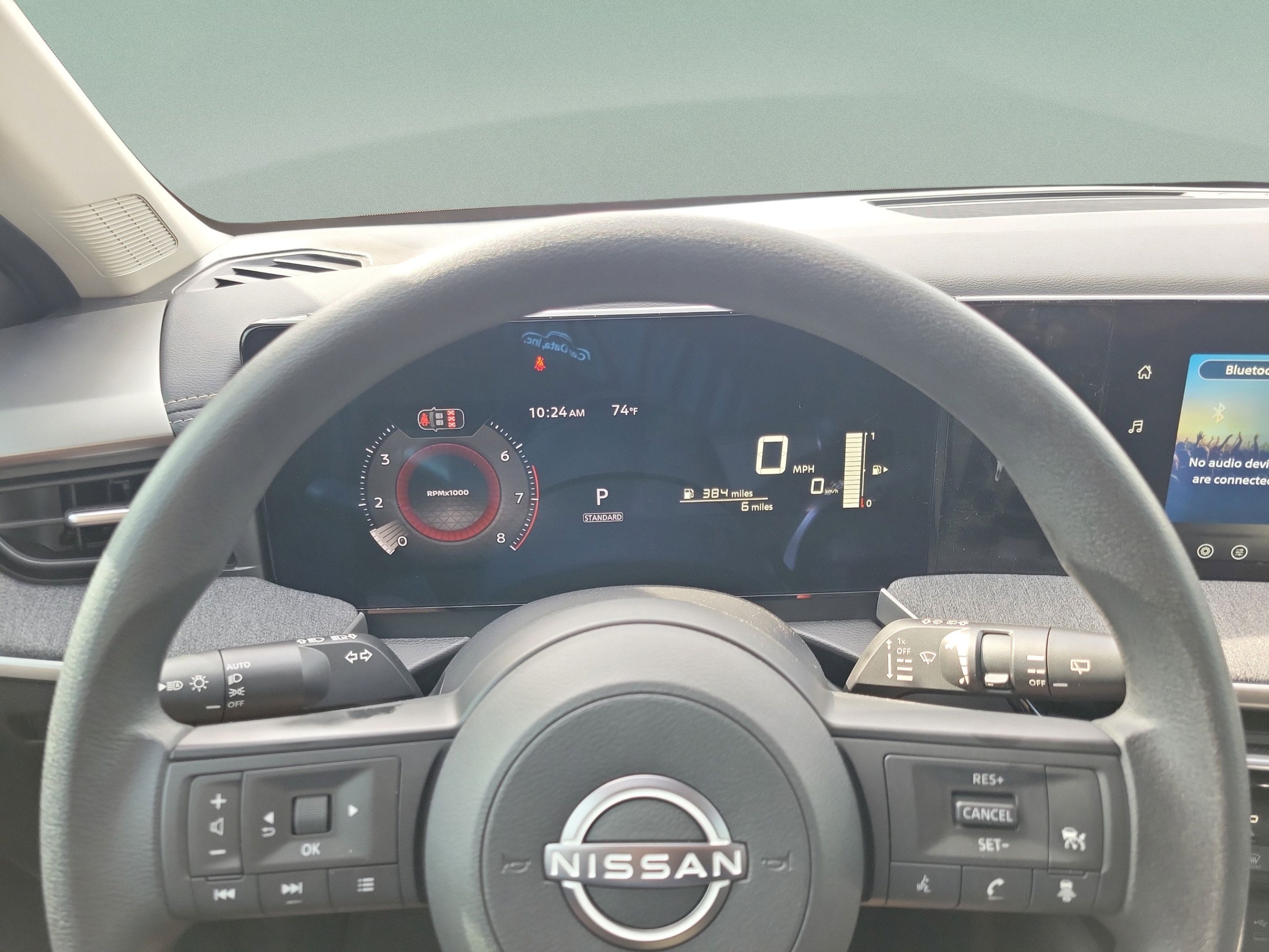 Used 2026 Nissan Kicks SV w/ SV Premium Package FWD image 15