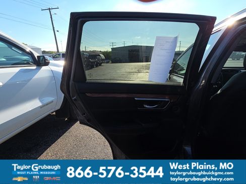 Used 2021 Honda CR-V Touring image 12