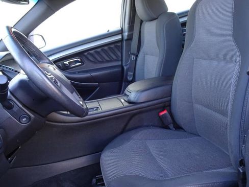 Used 2016 Ford Taurus SEL w/ Equipment Group 201A image 9