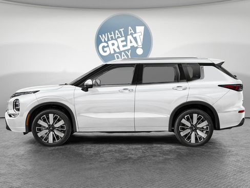 New 2026 Mitsubishi Outlander SEL AWD/4WD image 3