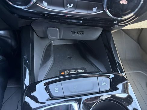 New 2026 Chevrolet Trax RS image 20