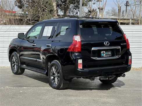 Used 2013 Lexus GX 460 image 3
