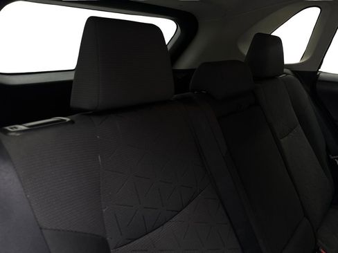 Used 2021 Toyota RAV4 XLE image 41