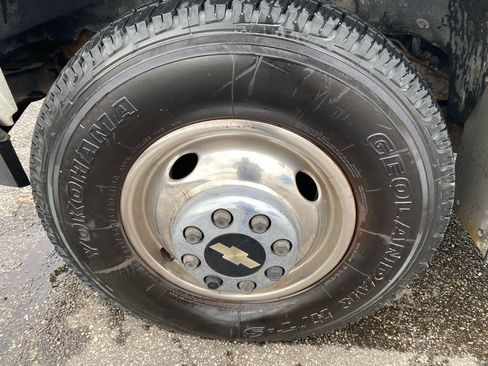 Used 1996 Chevrolet Silverado 3500 4x4 Extended Cab image 25