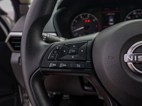 Used 2025 Nissan Altima 2.5 S image 25