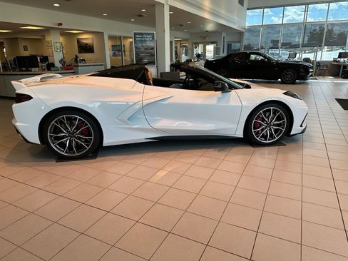Certified 2023 Chevrolet Corvette Stingray Premium Conv w/ Z51 Performance Package RWD image 2